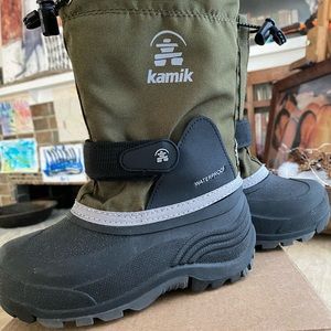 Kamik Waterbug Snow Boots Size 11